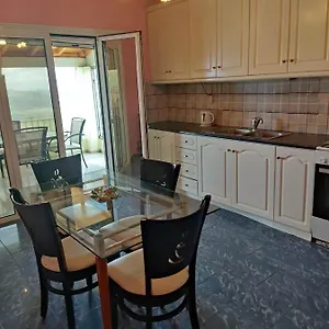 Malina Apartment