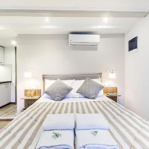 Ionian Citizen Atelier Apartment