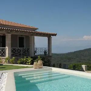 Koukoutsa House With Swimming Pool Corfu Sokraki Case de vacanță *