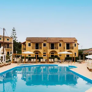 Oula Maisonettes 3*