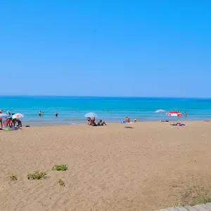 Appartement Yannis On The Of Agios Gordios In Corfu *