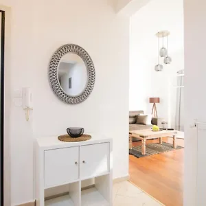 Midtown Apartment By Corfuescapes * Corfu (city)