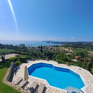 Galini With Private Pool & Incredible Views, Ipsos Pyrgi (Corfu)
