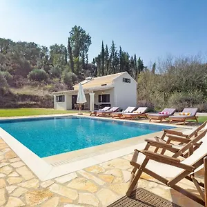 Villa The Grove Velonádes