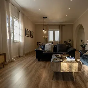 Agrikia House Ferienhaus