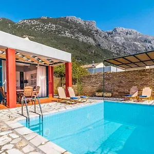 Lefkada Villa *