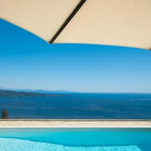 Lookout - Family Friendly - Views Above Kalami