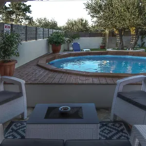 Star Jasmine House Acharavi بيت للعطل Litheres