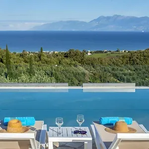 Family Portes With Panoramic View! Pithos