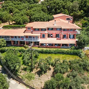Arianna 10 * Paleokastritsa