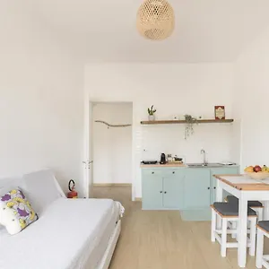 Apartment La Mandynia Kato Korakiana