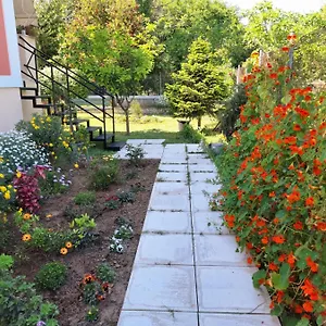 The Garden House Corfu * Alepou