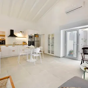 Bandiera Apartment, Corfu Town Apartment Anemomylos