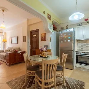 Daire Doris House By Guestcorfu *