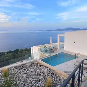 Villa Nissaki *