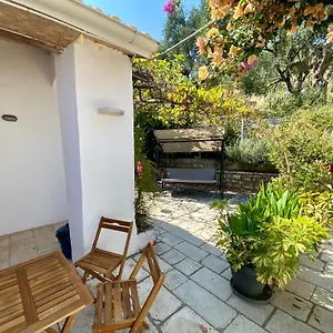 Sofias Retreat Nissaki * Katávolos