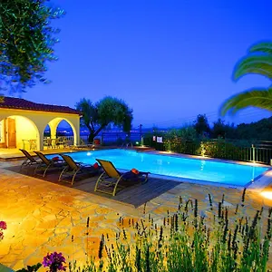 ヴィラ Nitsa Signature In Exquisite Northeastern Corfu Greece ニサキオン