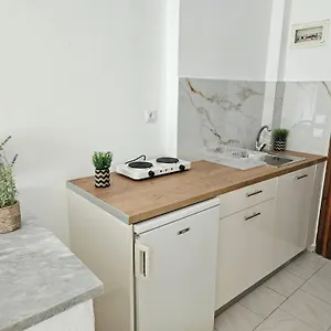 Elena Apartment *