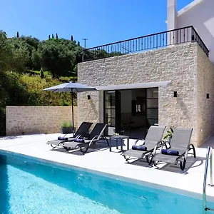Antonis House