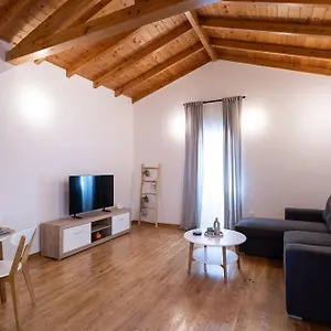 Apartament Spotaki 8