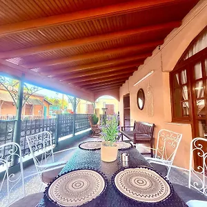 Апартаменты Fay's Barbeque Garden House -family Activities Corfu Port *