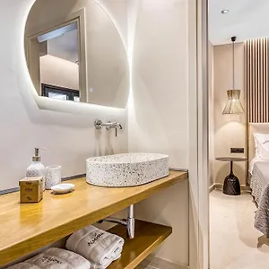 Almyra & Aparthotel 3*