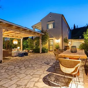 Decavos House * 라이아페이즈