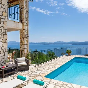 Villa Marianthi