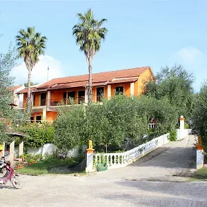 Jiannis Apartament *