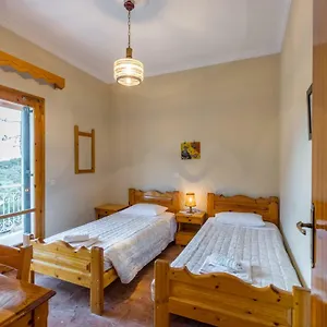 Maria Makri Apartment