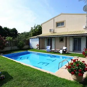 Villa Teo Halikounas