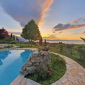 Luxury Wooden With Pool, The Nest Kato Korakiana
